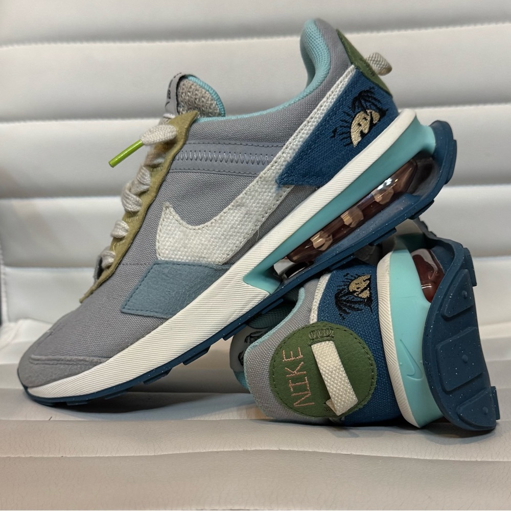 Nike Air Max Pre-Day SE Wolf Grey Sail Rift Blue Sun Club DM0037-001 Men's 6